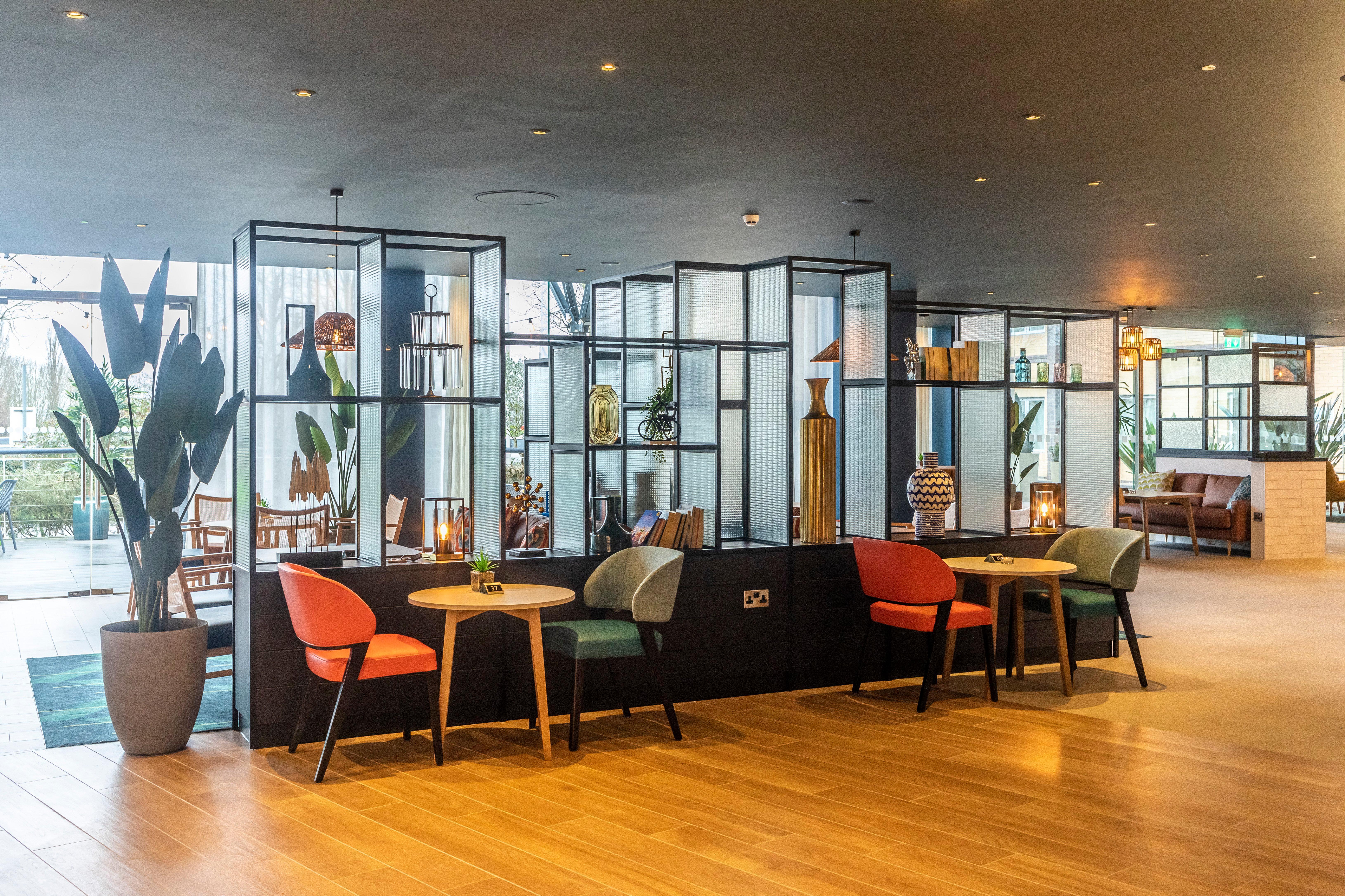 Holiday Inn Oxford By Ihg Buitenkant foto