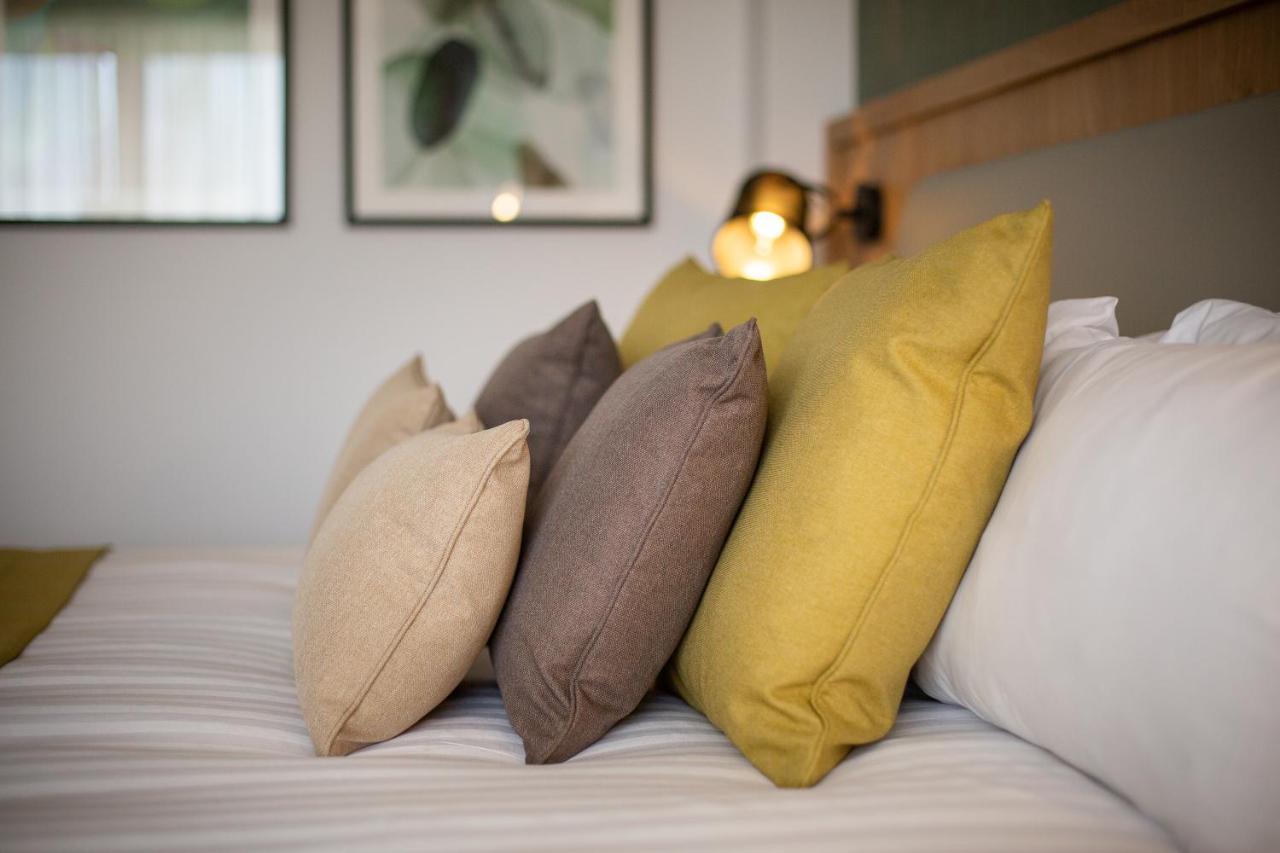 Holiday Inn Oxford By Ihg Buitenkant foto