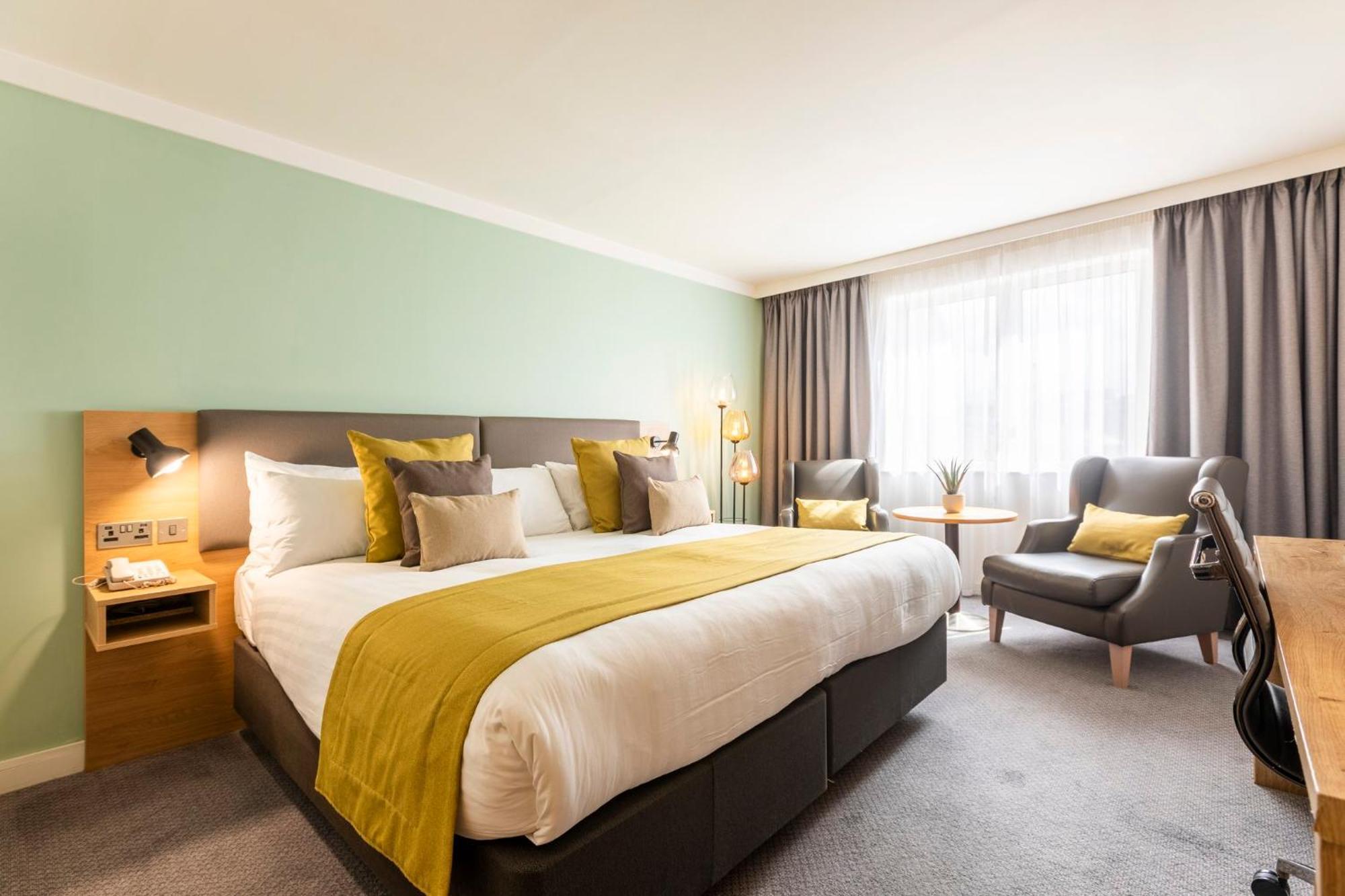 Holiday Inn Oxford By Ihg Buitenkant foto