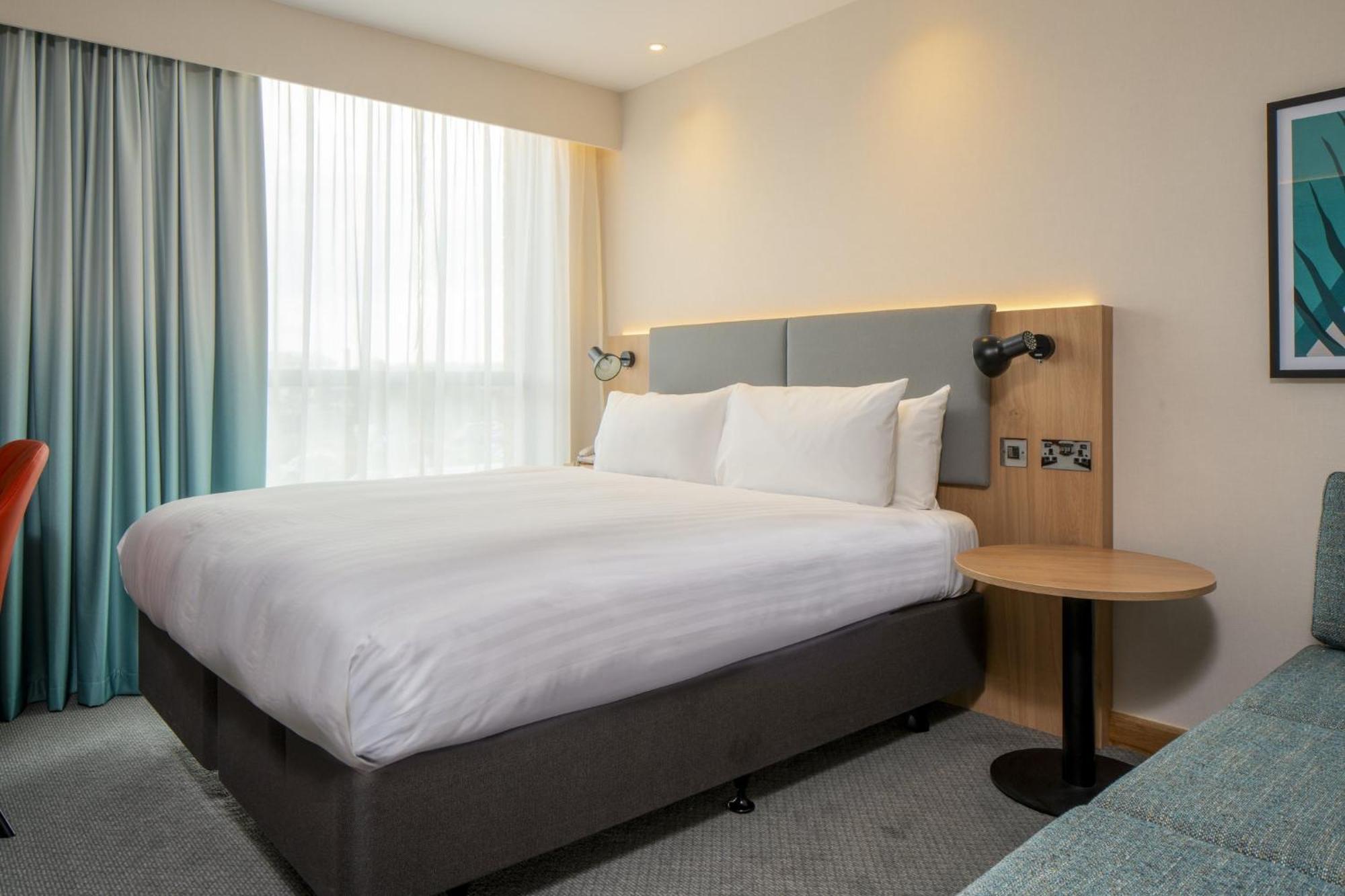 Holiday Inn Oxford By Ihg Buitenkant foto